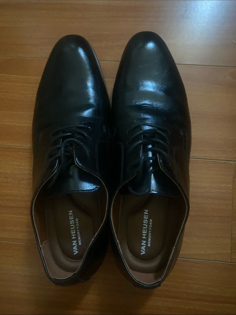 Van Heusen Black Leather Derby Shoes